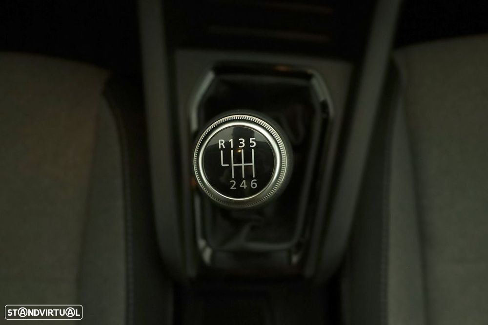 Renault Clio 1.0 TCe Evolution - 12