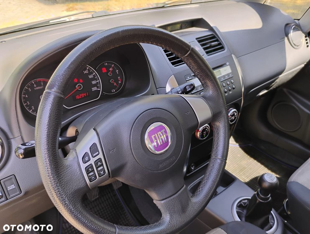 Fiat Sedici 1.6 16V 4x4 Emotion - 5