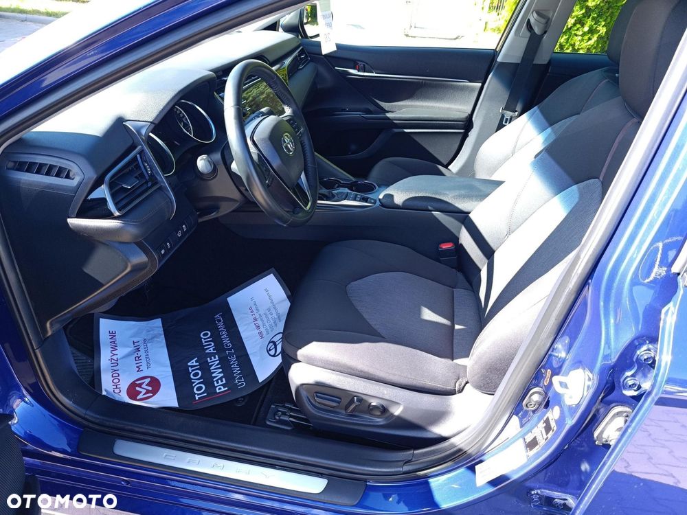 Toyota Camry 2.5 Hybrid Prestige CVT - 22