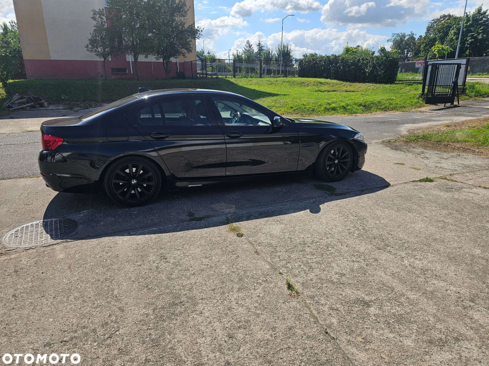 BMW Seria 5 523i - 8