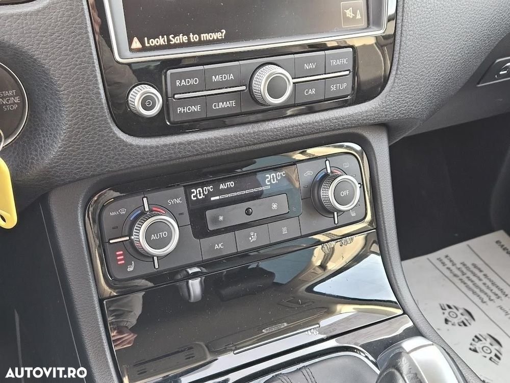 Volkswagen Touareg - 16