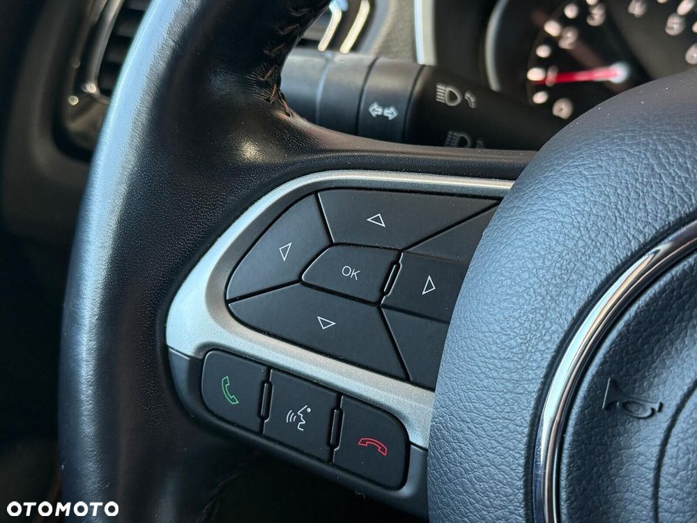 Jeep Compass - 16