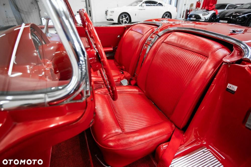 Chevrolet Corvette - 38