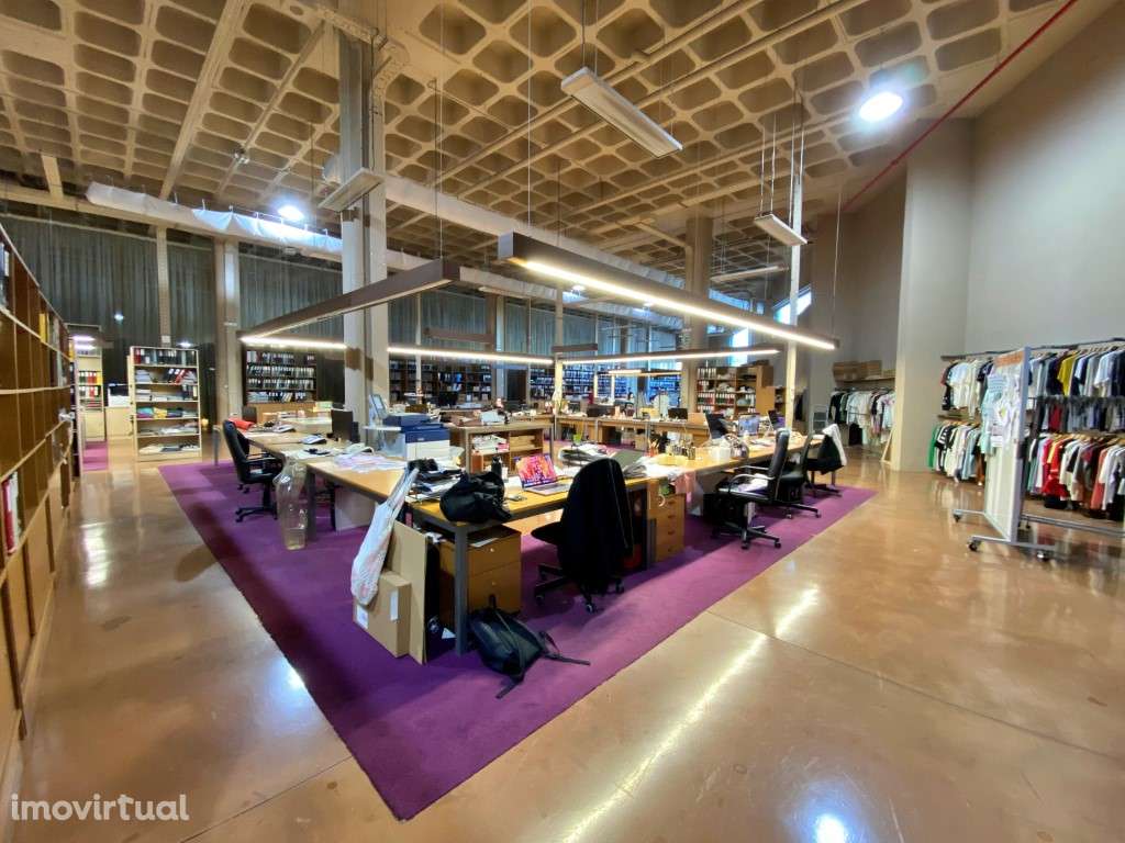 Armazém moderno com excelente localização - Grande imagem: 5/19