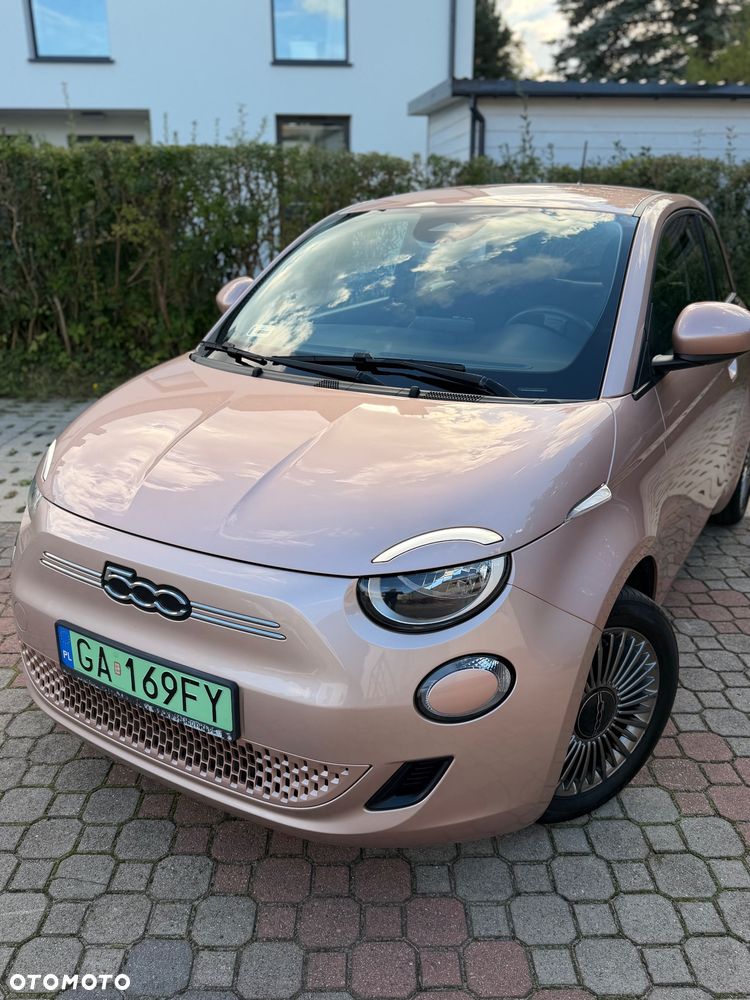 Fiat 500e - 10