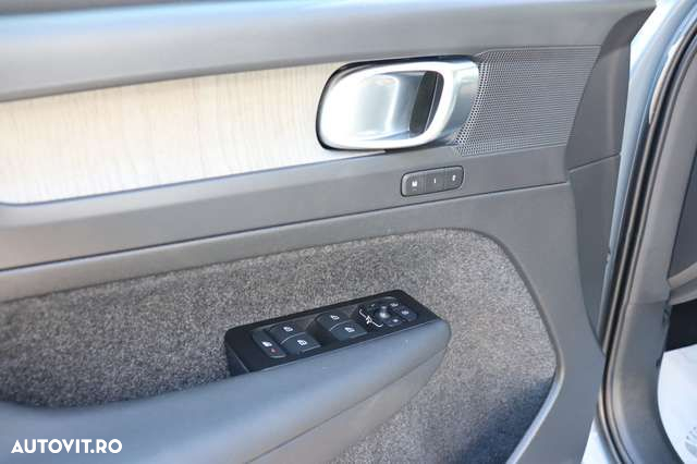 Volvo XC 40 - 15