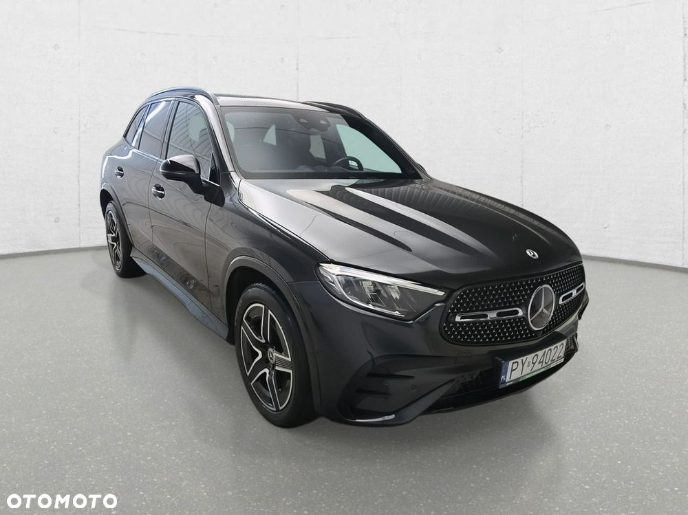 Mercedes-Benz GLC - 1