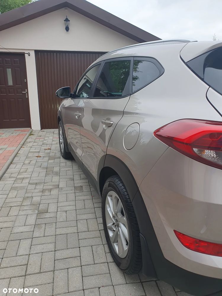 Hyundai Tucson 1.7 CRDI BlueDrive Classic 2WD - 2