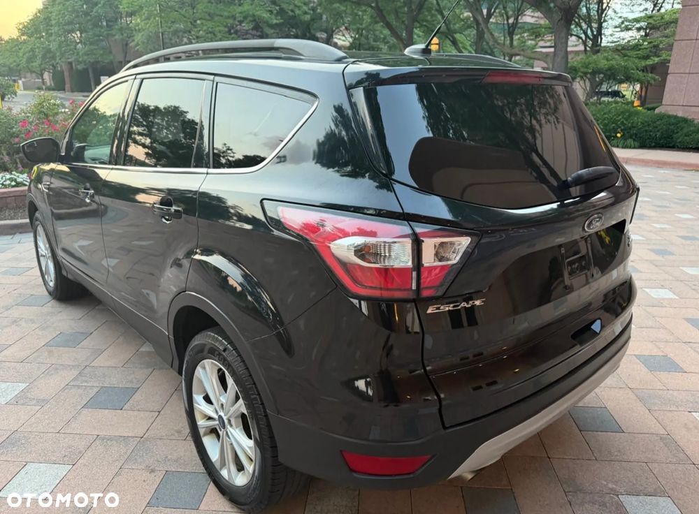 Ford Kuga 1.5 EcoBoost AWD Titanium ASS - 5