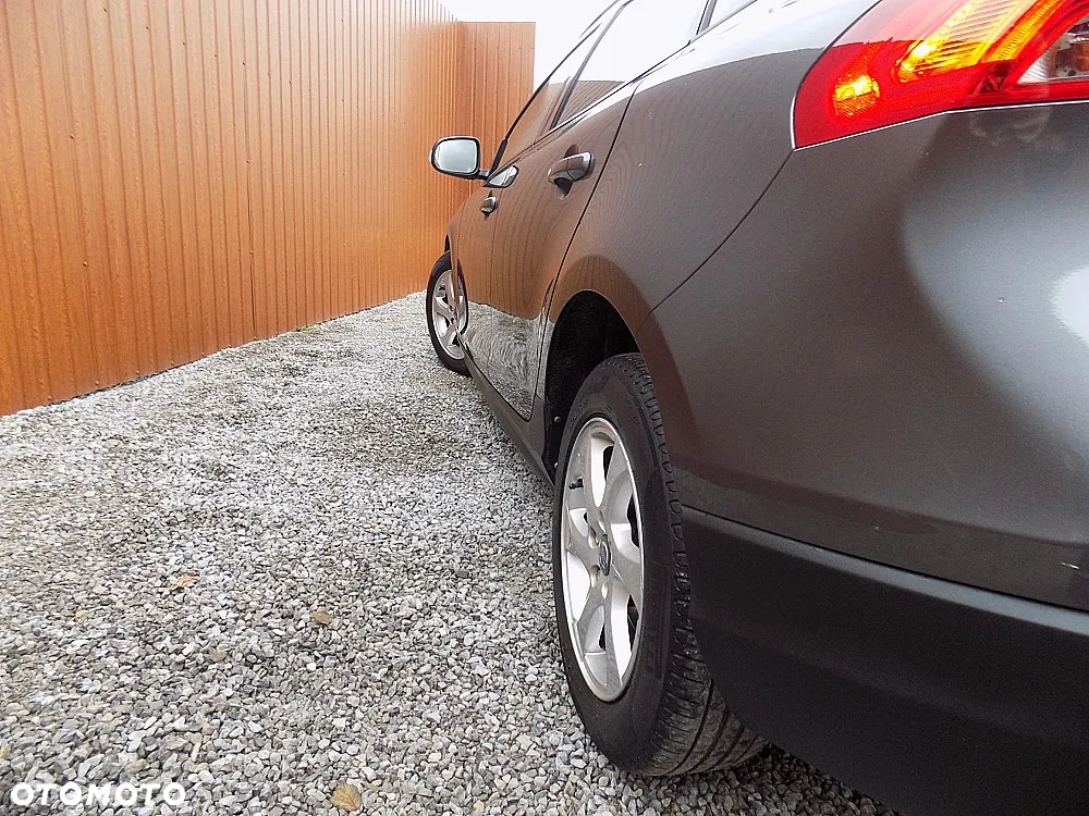 Volvo V40 Cross Country D2 Momentum - 31