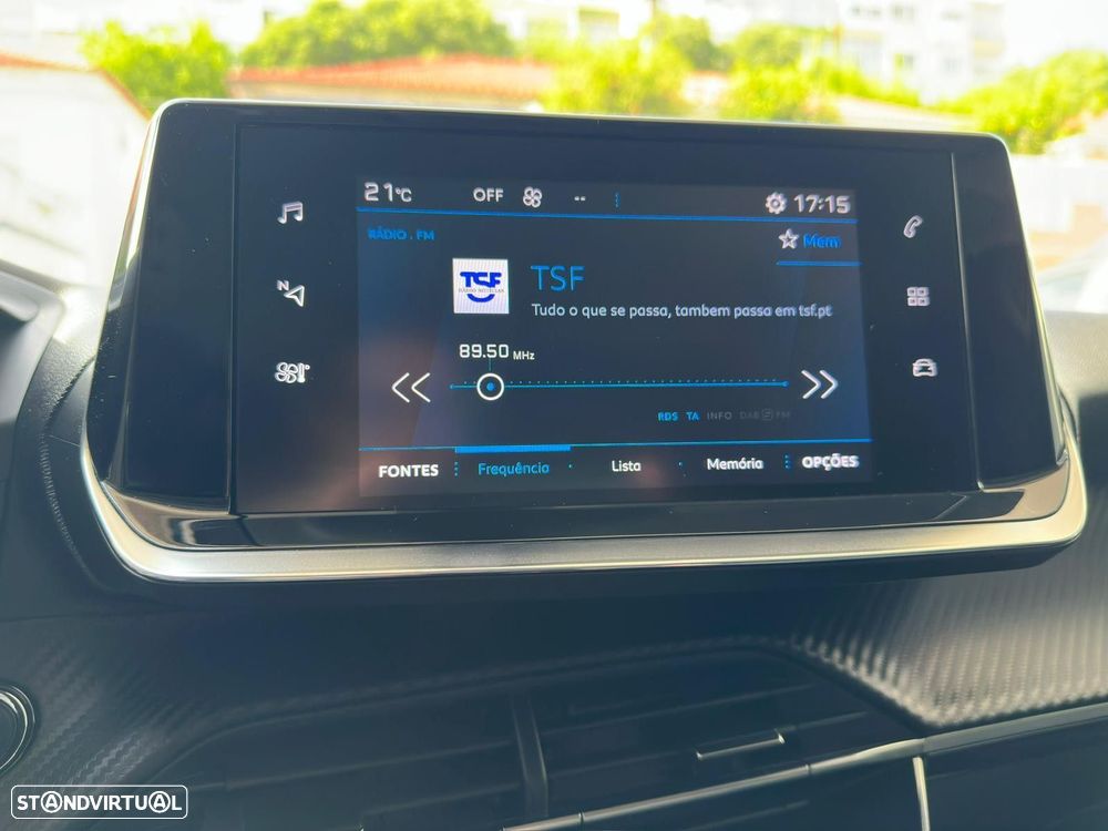 Peugeot 2008 1.2 PureTech Allure EAT6 - 20