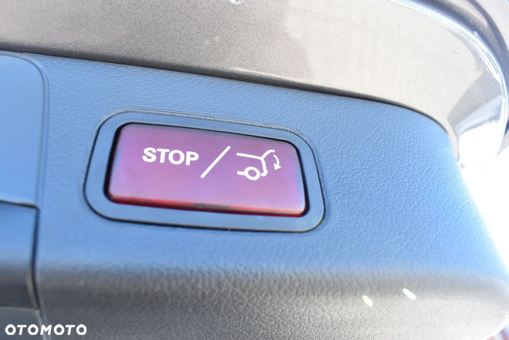 Mercedes-Benz Klasa B 200 d 8G-DCT - 16