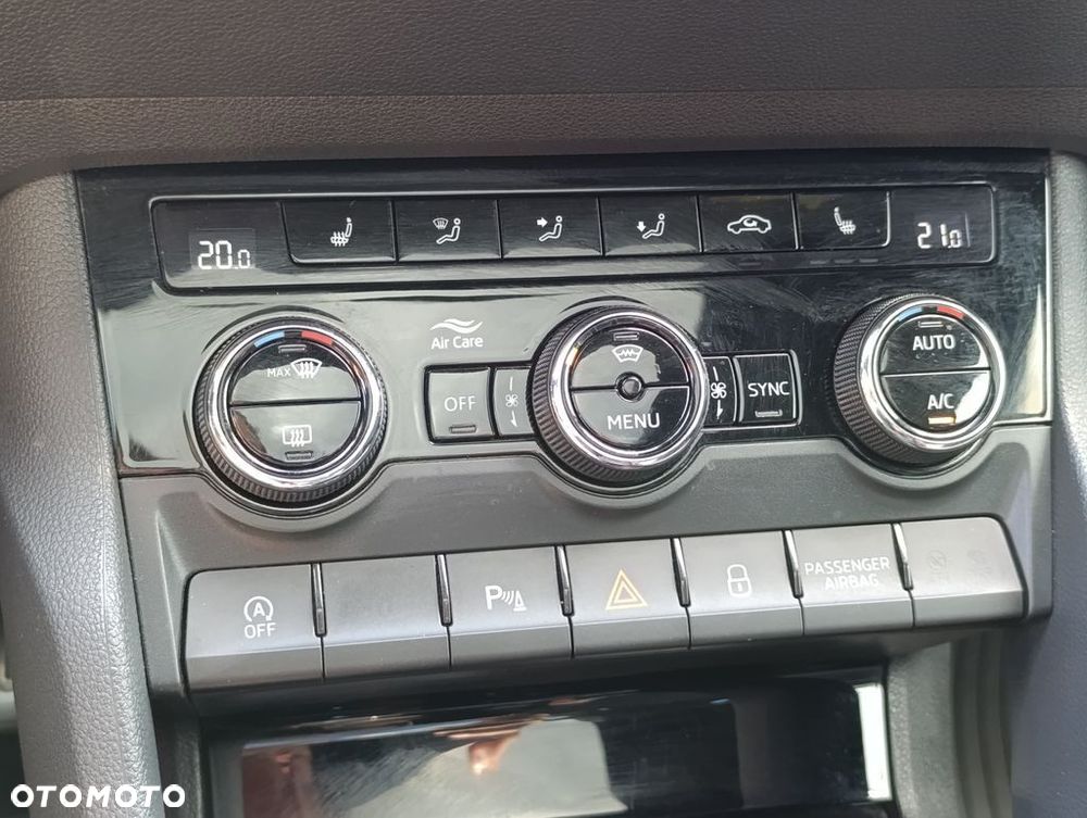 Skoda Karoq 1.5 TSI ACT 4x2 Sportline DSG - 39