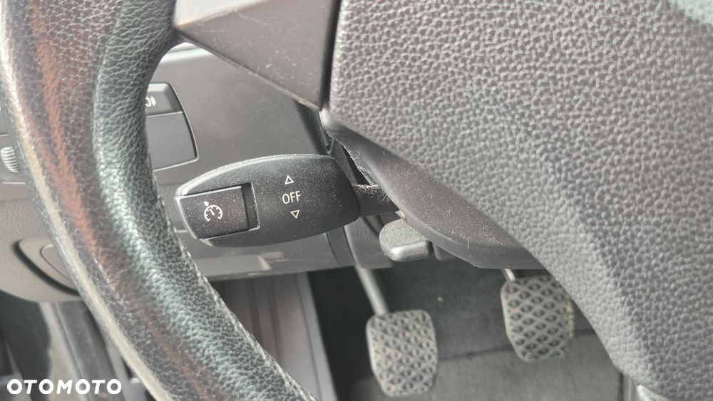 BMW Seria 5 520d - 10