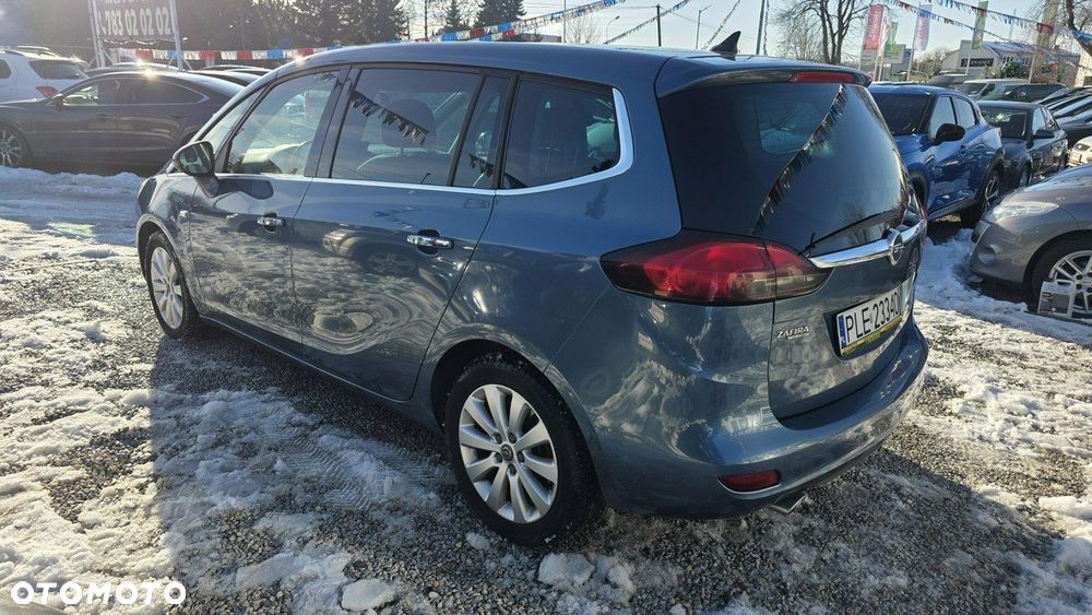 Opel Zafira - 11