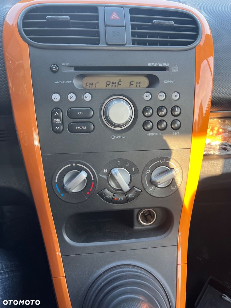 Opel Agila - 12
