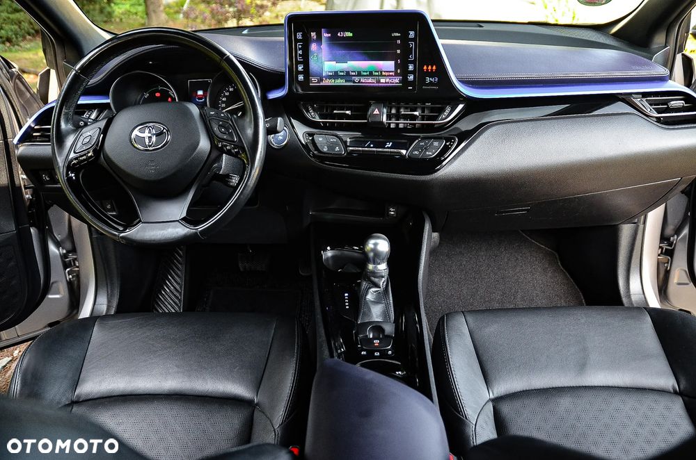 Toyota C-HR Business-Edition - 32