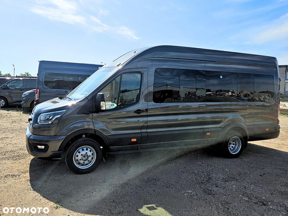 Ford Transit Autobus 18 miejsc - 2
