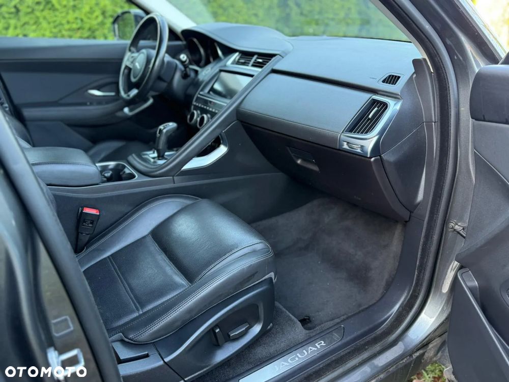 Jaguar E-Pace - 21