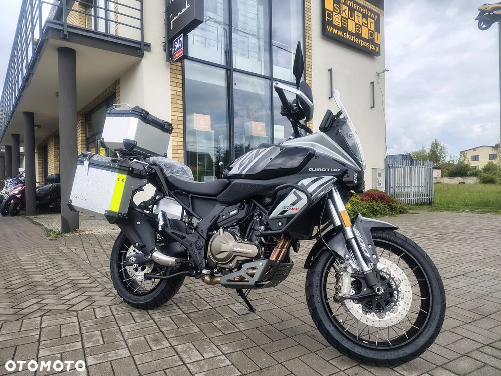 QJMOTOR SRT 600SX - 35