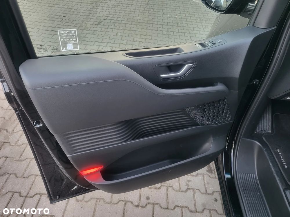 Hyundai Staria 1.6 T-GDI HEV Smart VIP - 12
