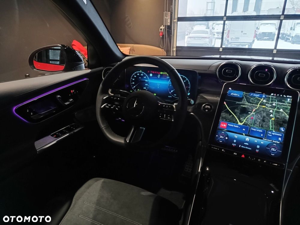 Mercedes-Benz GLC - 22