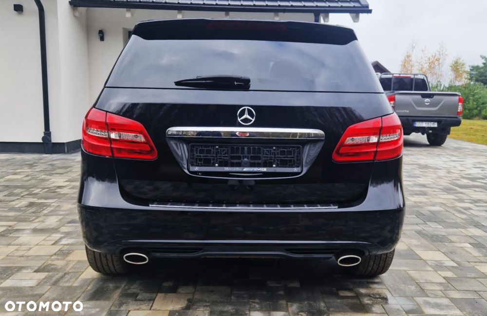 Mercedes-Benz Klasa B 180 Edition - 5