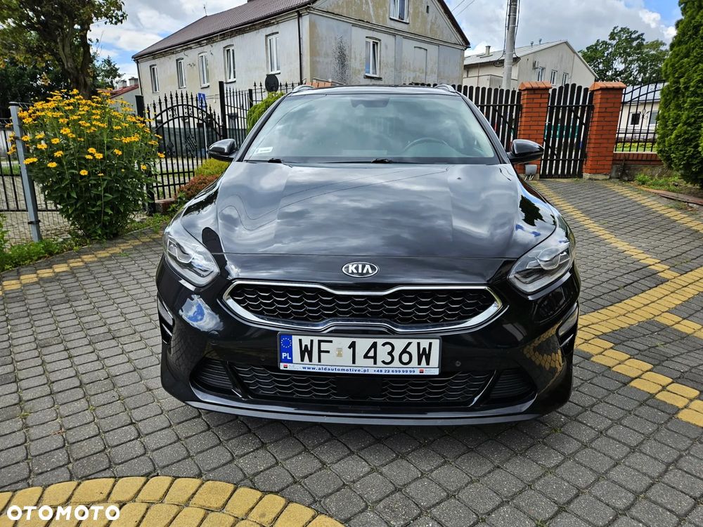 Kia Ceed 1.6 CRDi mHEV Business Line DCT - 16