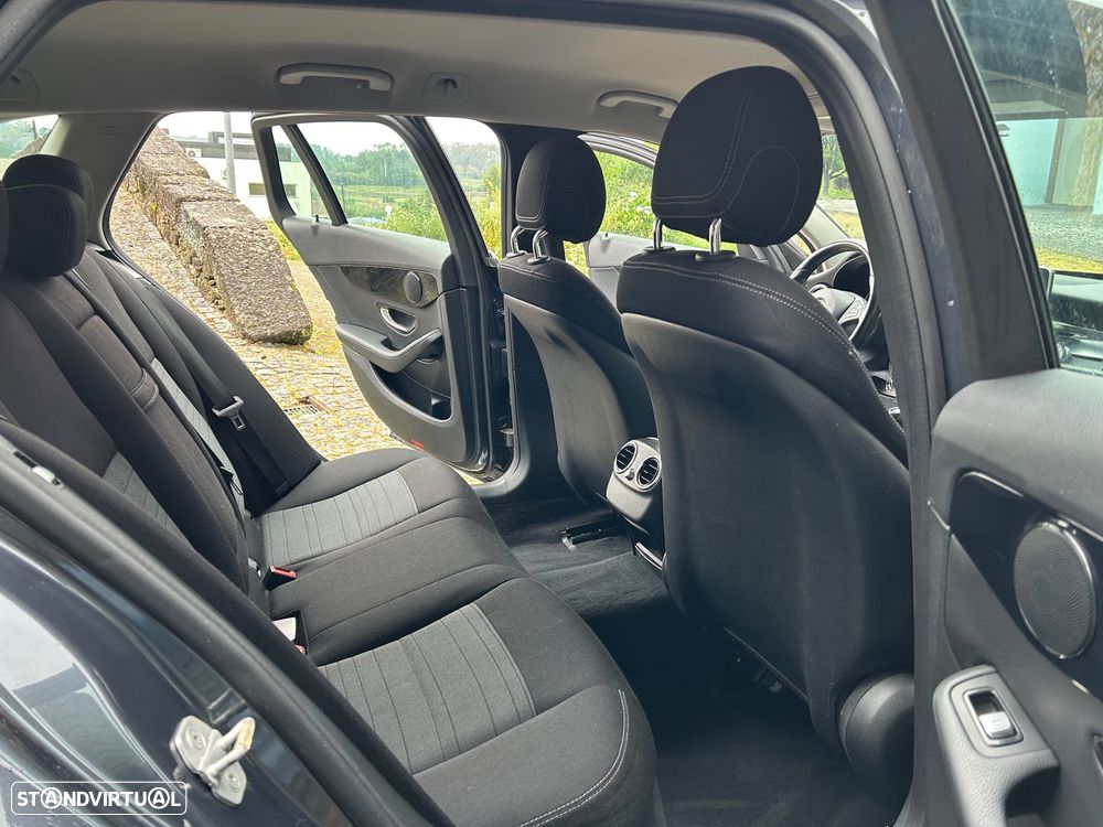 Mercedes-Benz C 200 - 16