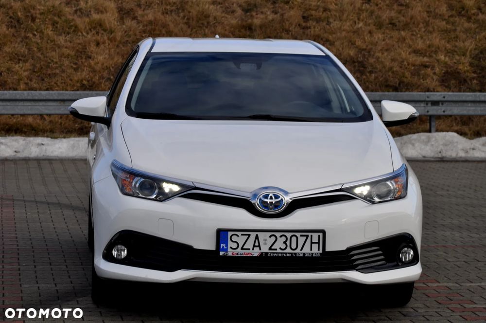 Toyota Auris - 12