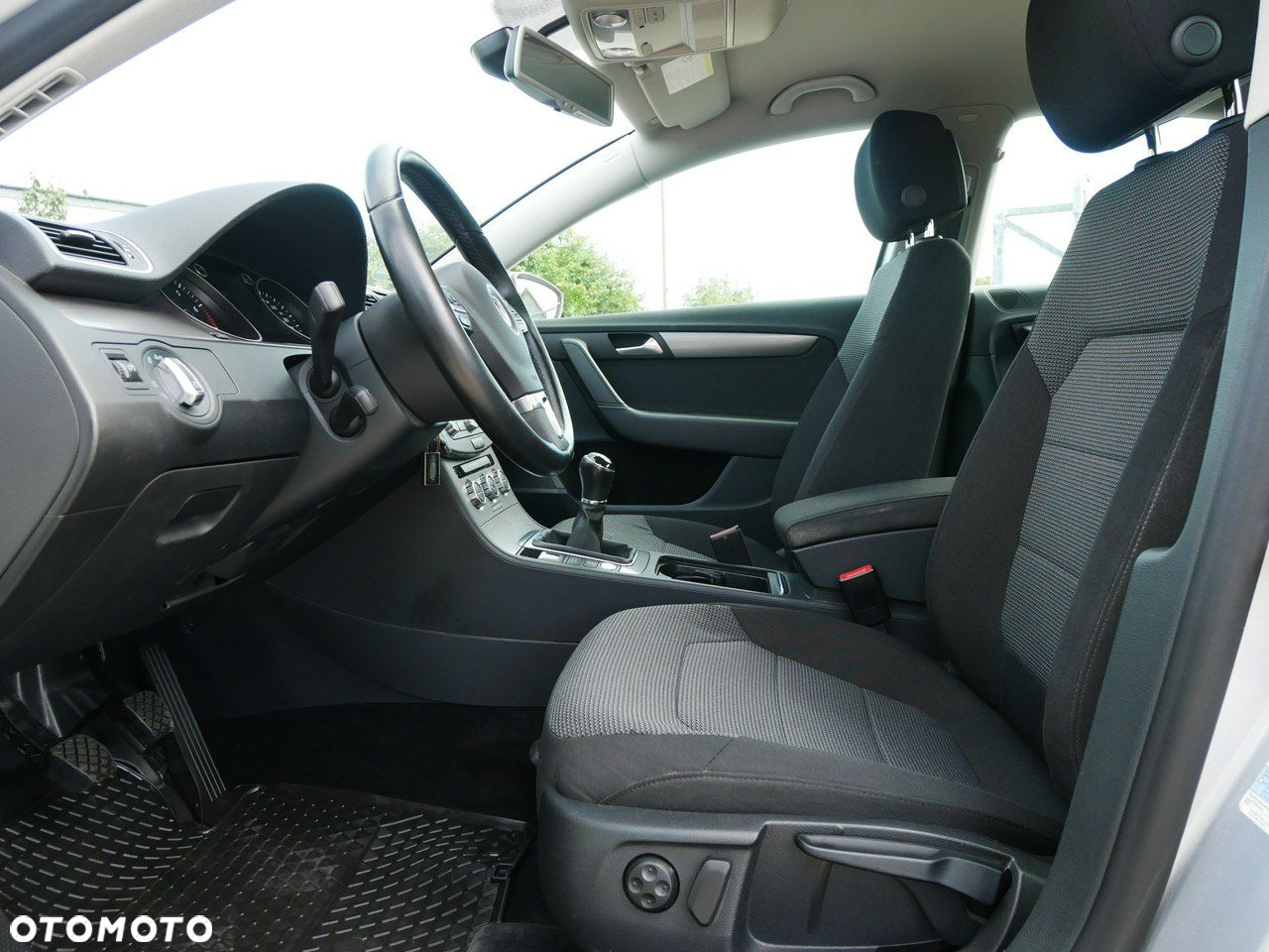 Volkswagen Passat 1.4 TSI BMT Comfortline - 6