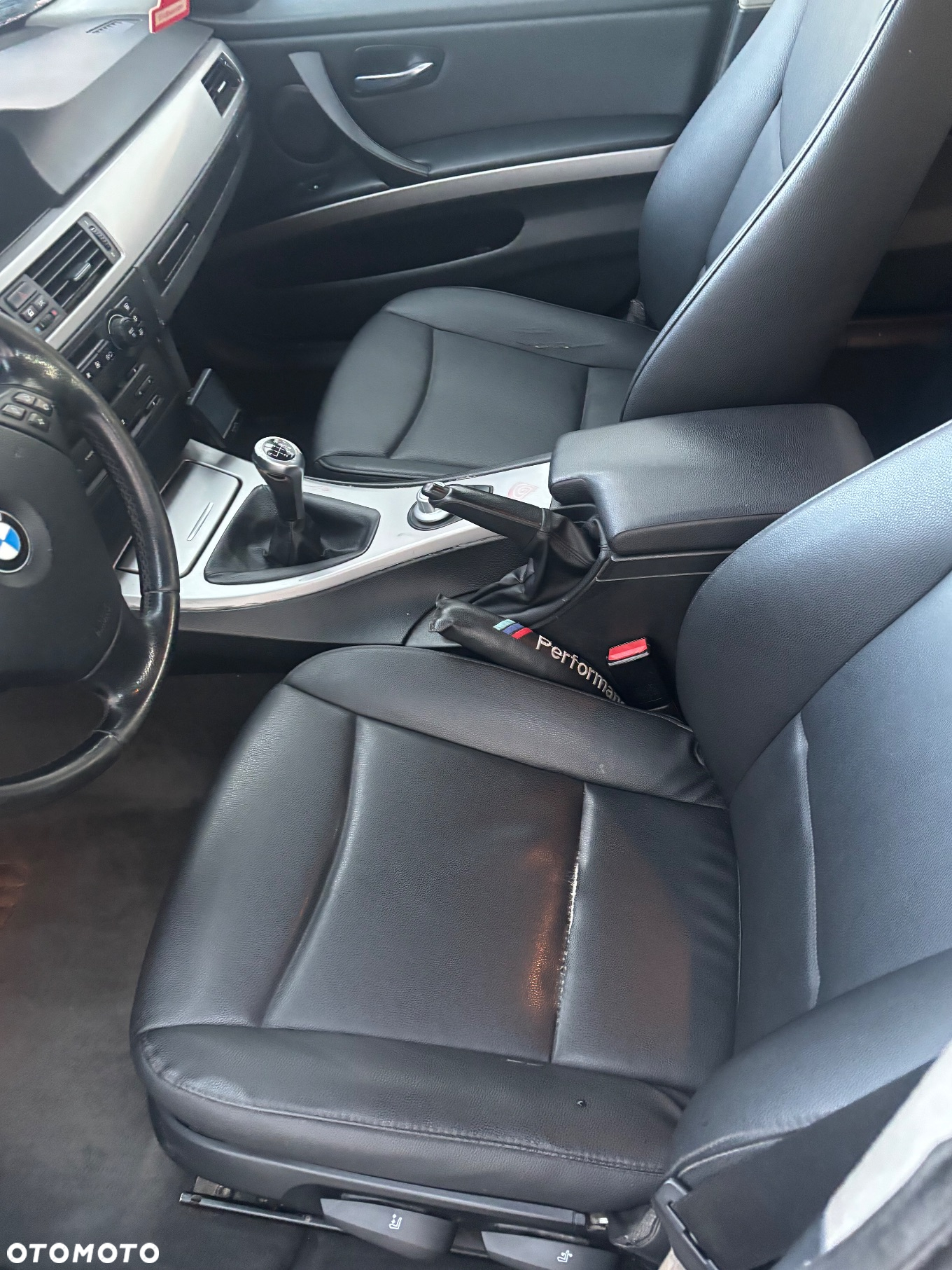 BMW Seria 3 318i Touring - 8