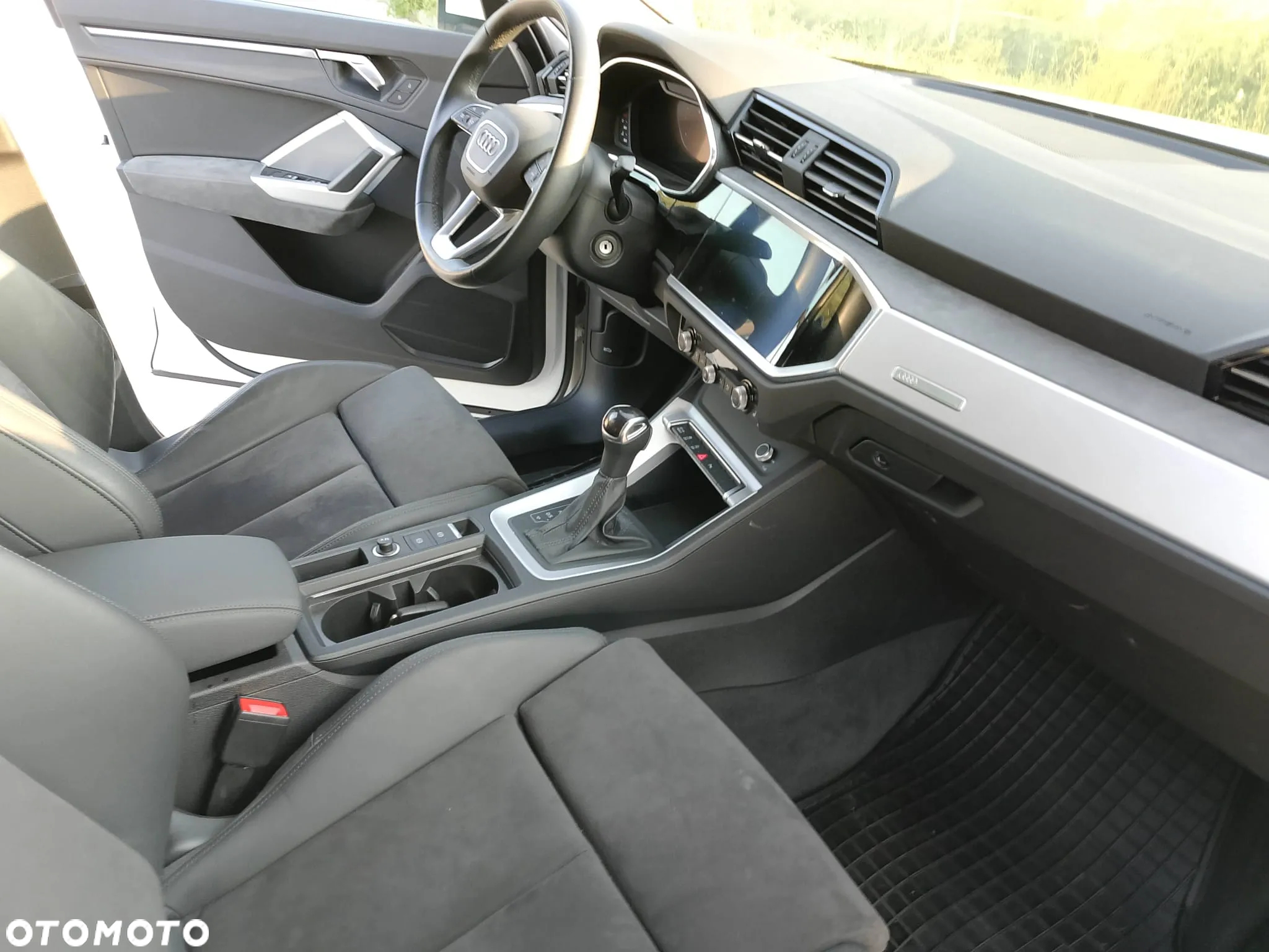 Audi Q3 35 TFSI S tronic - 13