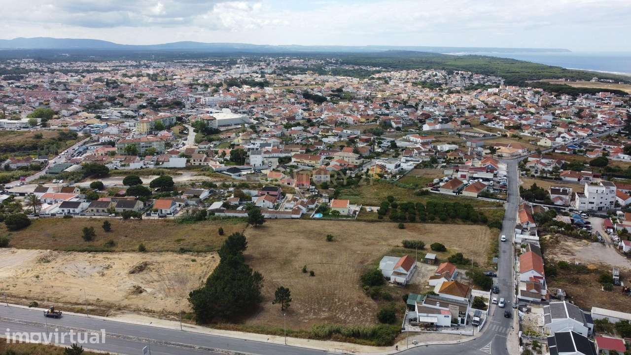 Oportunidade Única: Terreno de 11.700 m², localização central na Charn - Grande imagem: 4/28