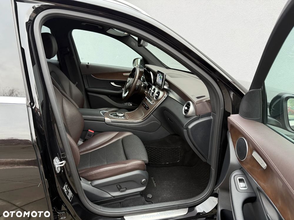 Mercedes-Benz GLC - 11