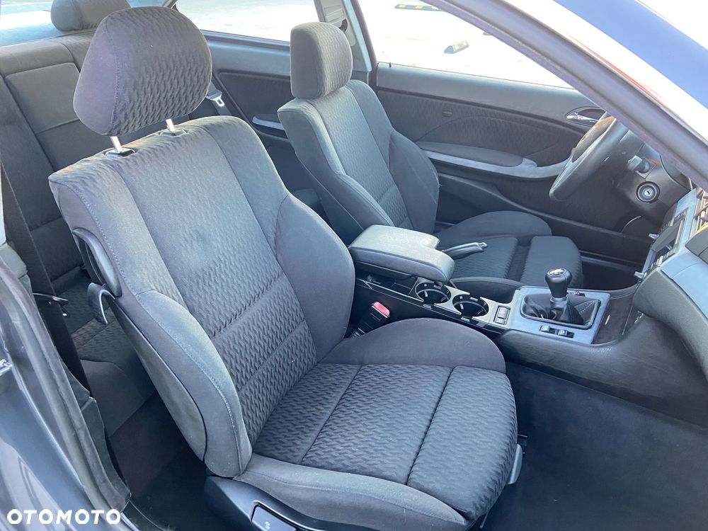 BMW Seria 3 318Ci - 16