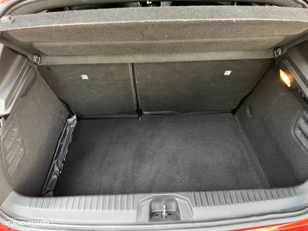Renault Clio TCe 90 R.S. LINE - 38