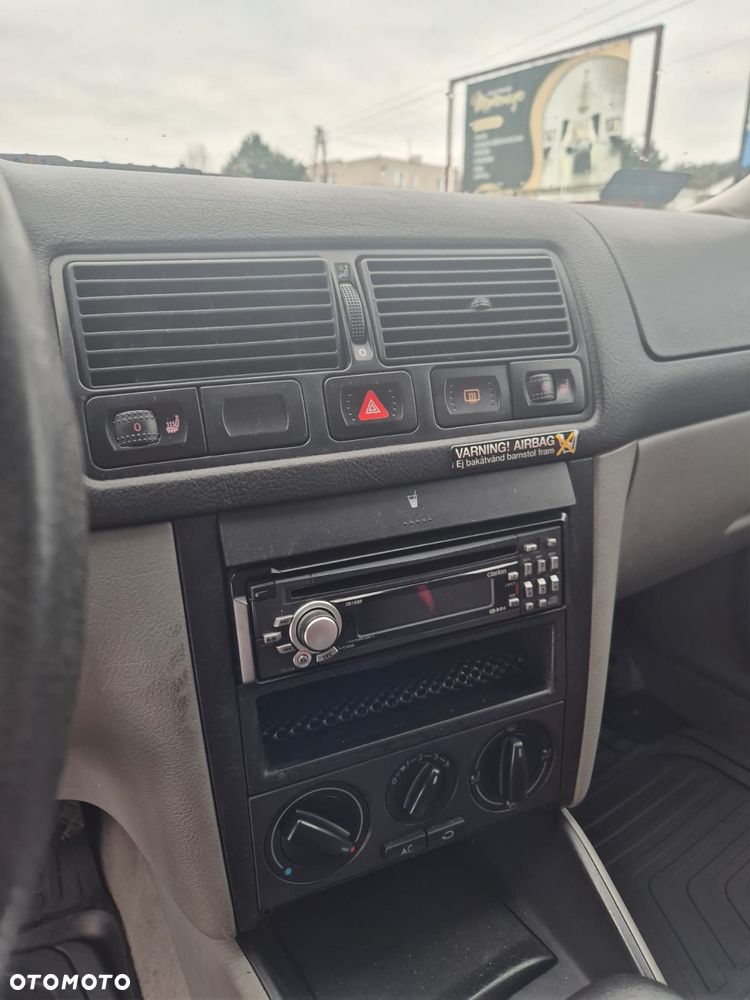 Volkswagen Golf 1.6 Basis - 9