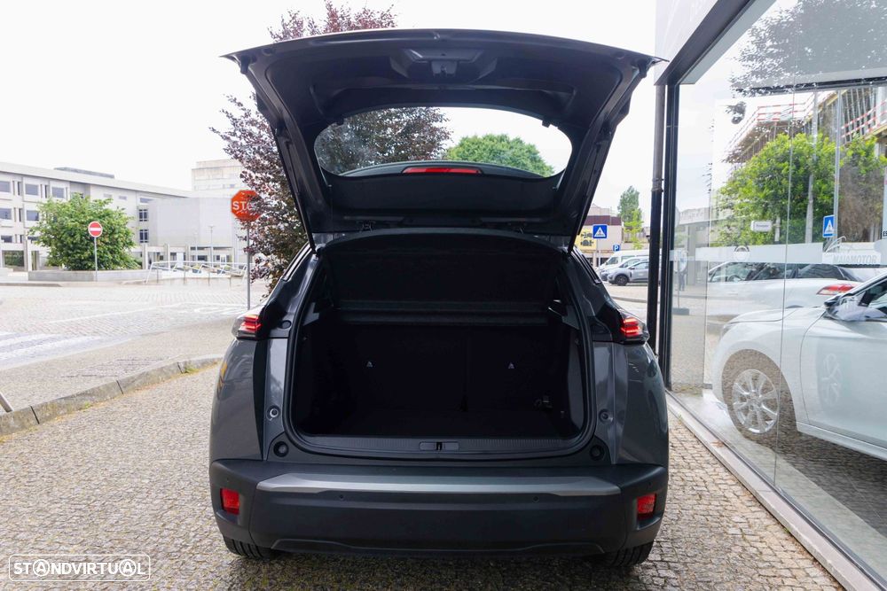 Peugeot e-2008 54 kWh Active - 22