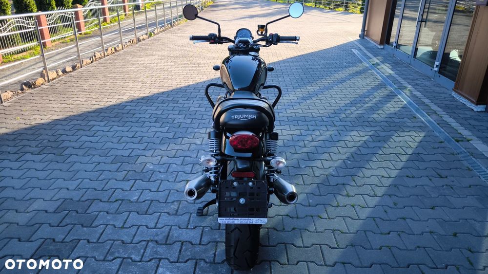 Triumph Street Twin - 4