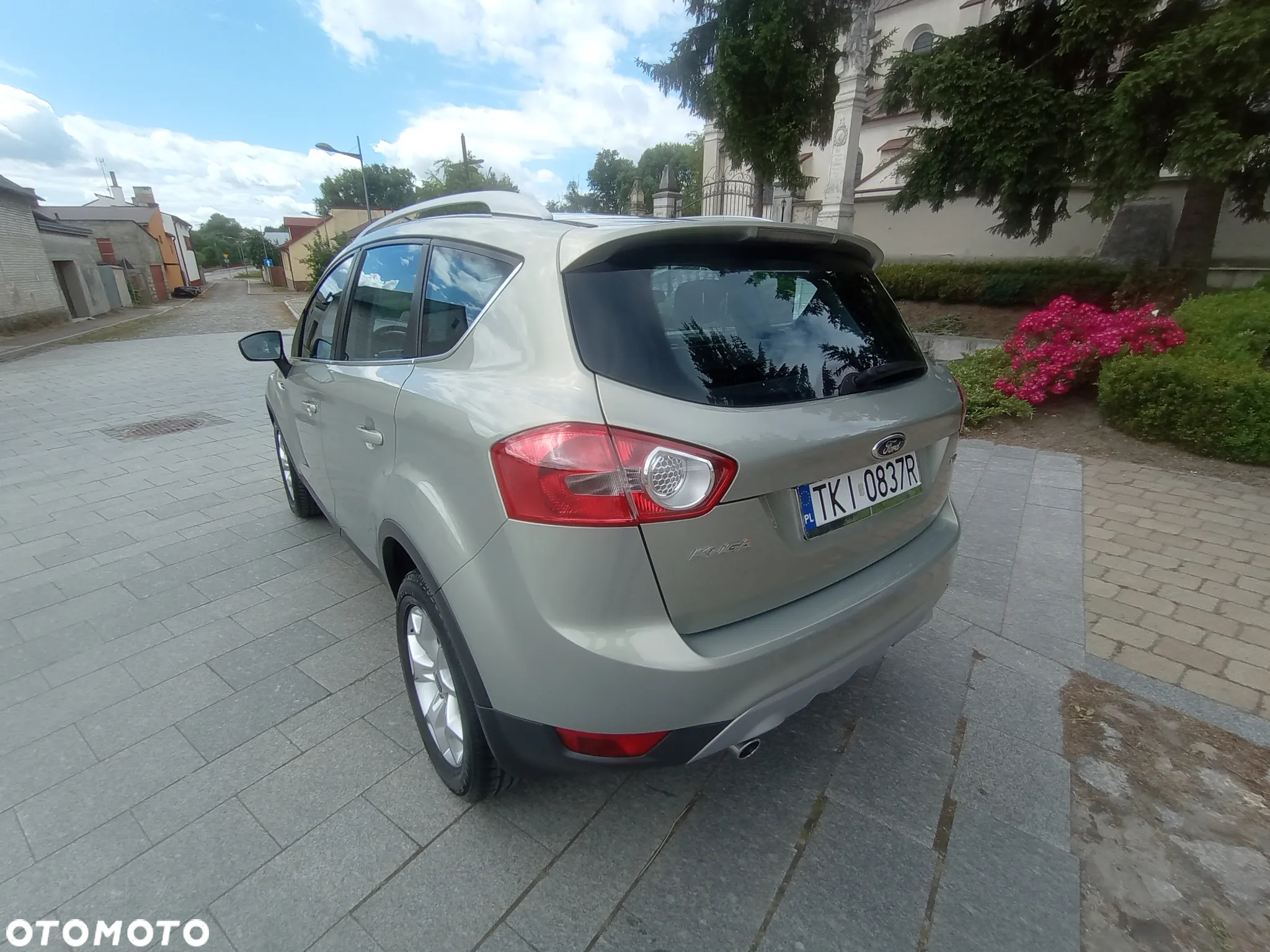 Ford Kuga 2.0 TDCi 4x4 Titanium - 2
