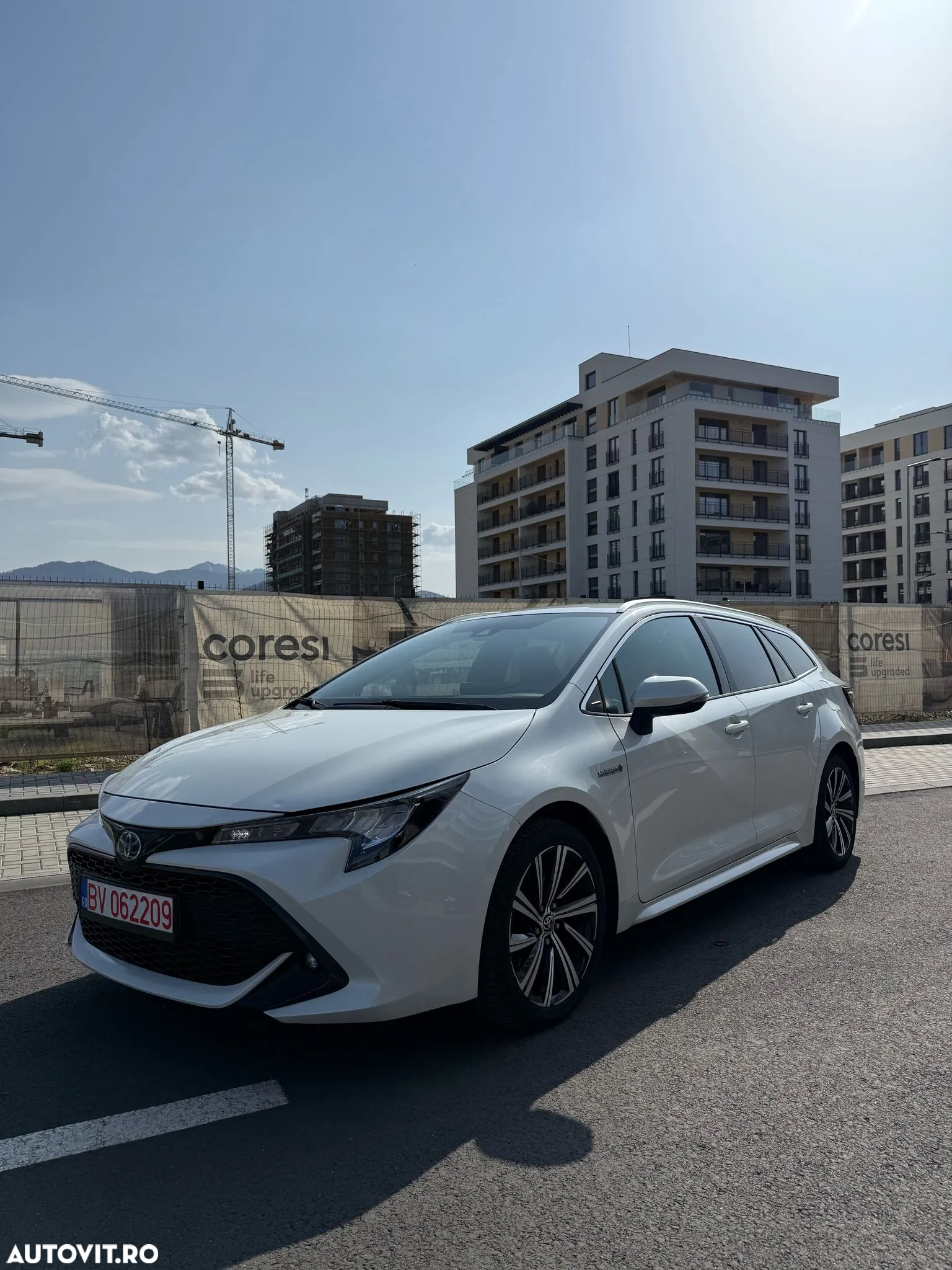 Toyota Corolla 2.0 Hybrid Touring Sports Business Edition - 2