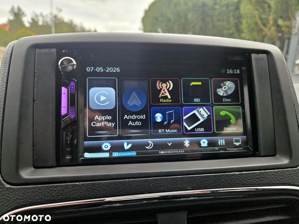 Dodge Grand Caravan - 12