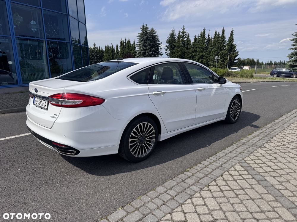 Ford Fusion 2.0 EcoBoost Titanium - 10
