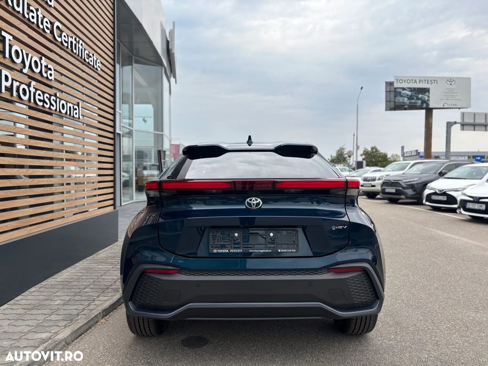 Toyota C-HR - 8