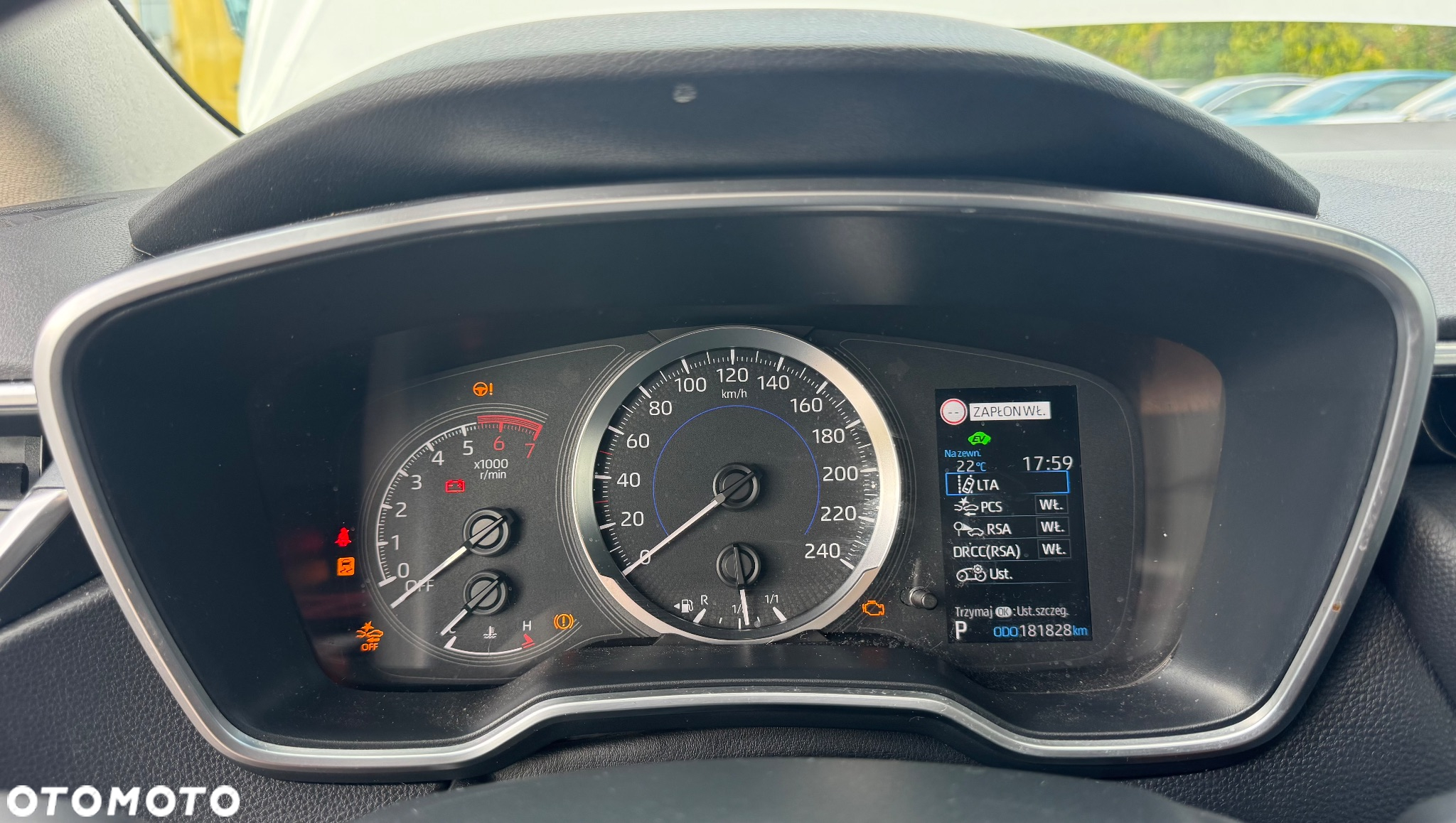 Toyota Corolla 1.8 Hybrid Active - 28