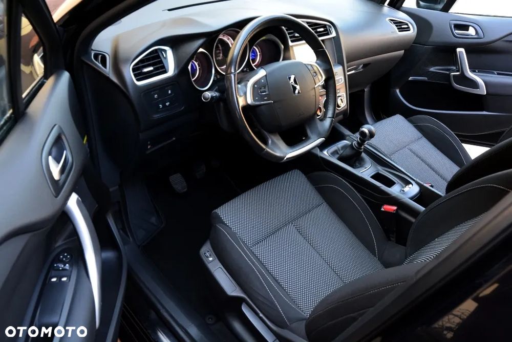 DS Automobiles DS 4 - 7