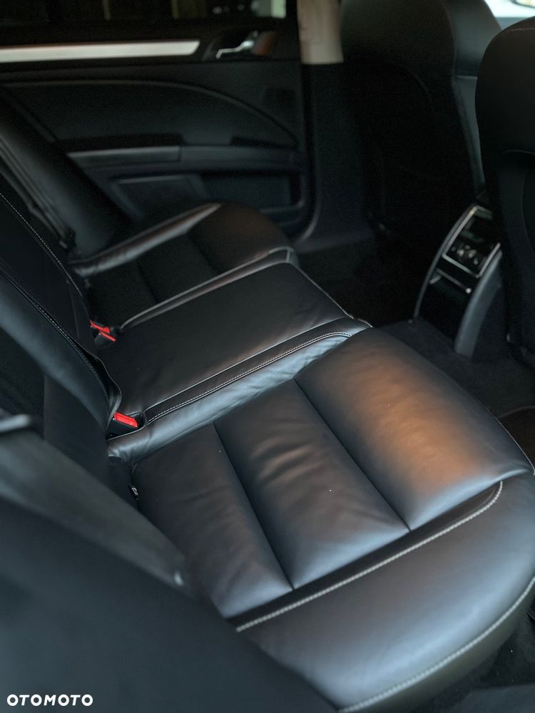 Skoda Superb 1.8 TSI Exclusive - 11