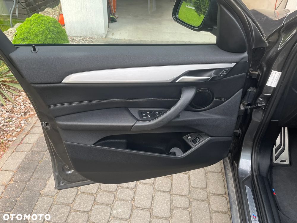 BMW X1 xDrive25e M Sport - 4