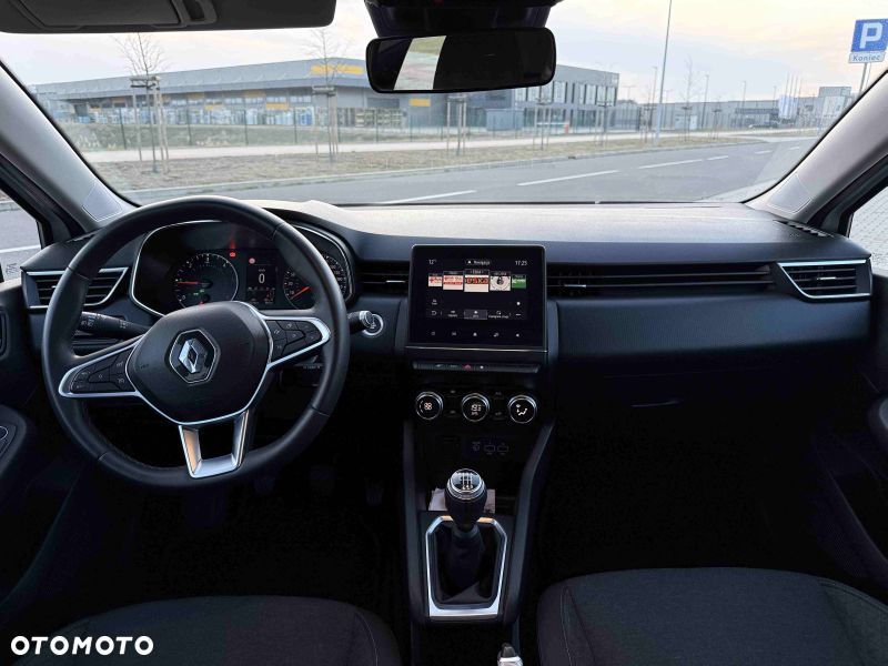 Renault Clio - 20